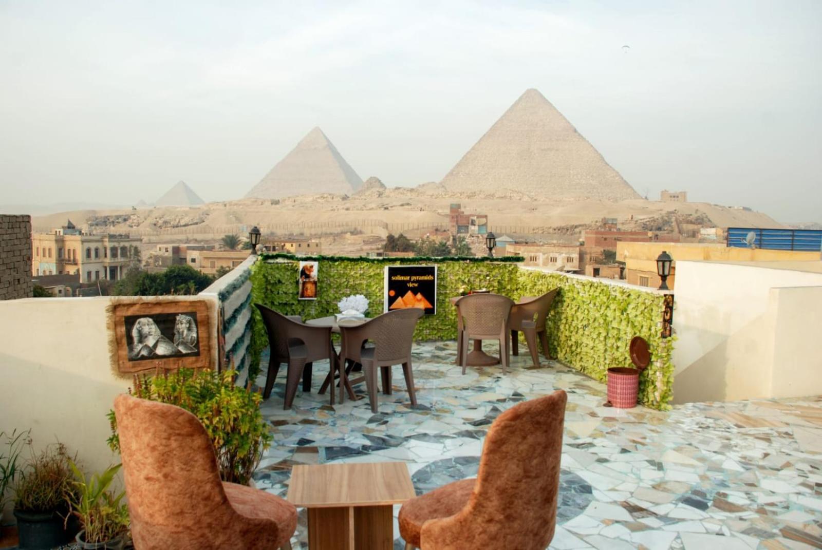 Pyramids Show Hotel Kafret el-Gabal Exterior foto